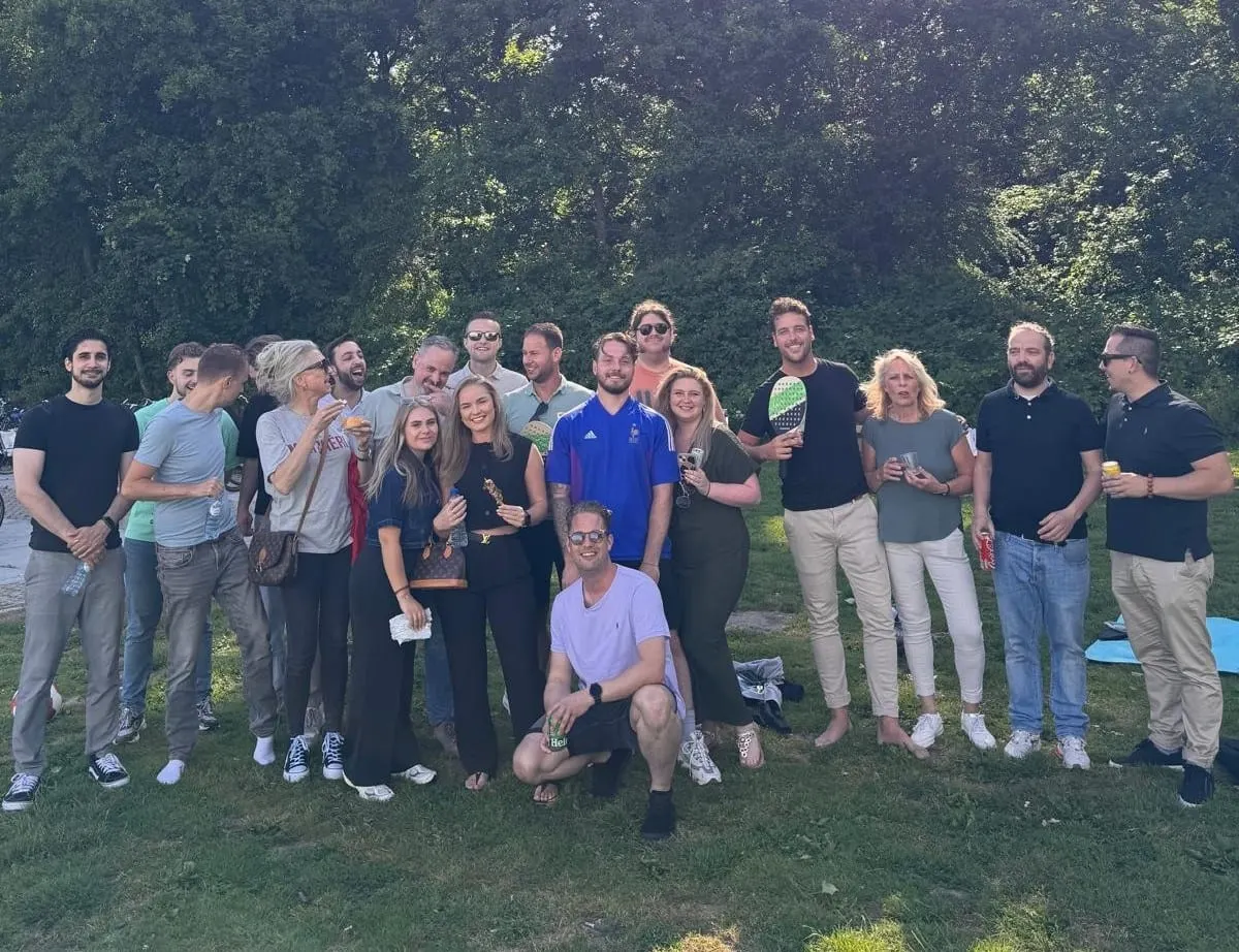 Het team in het park